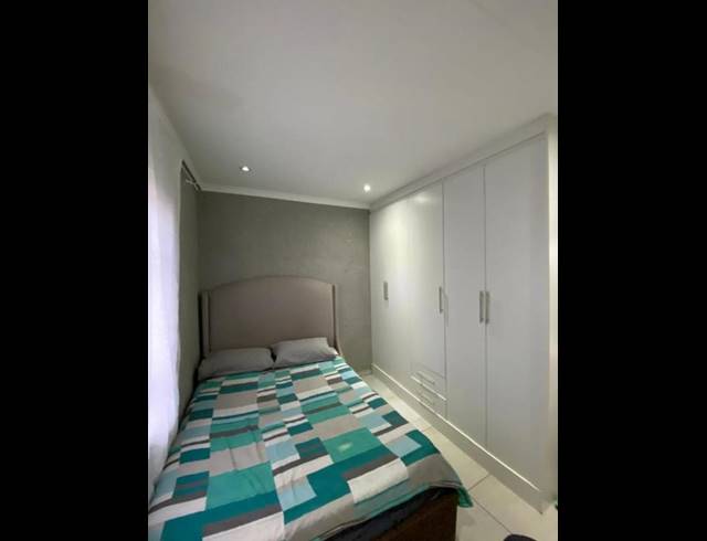 2 BEDROOM APARTMENT FOR SALE IN FLEURHOF